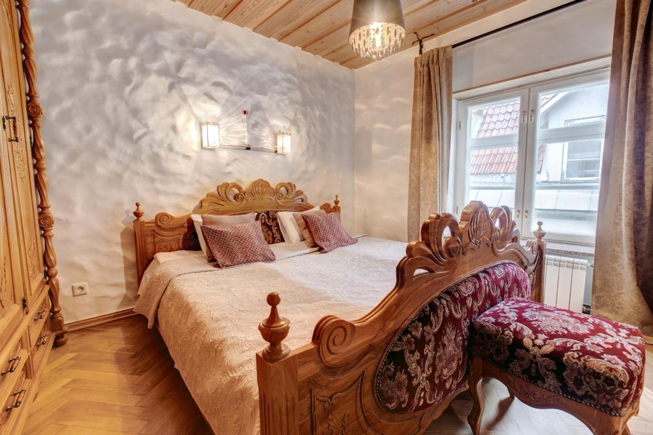 Luxury With Sauna By Rikas Appartamento