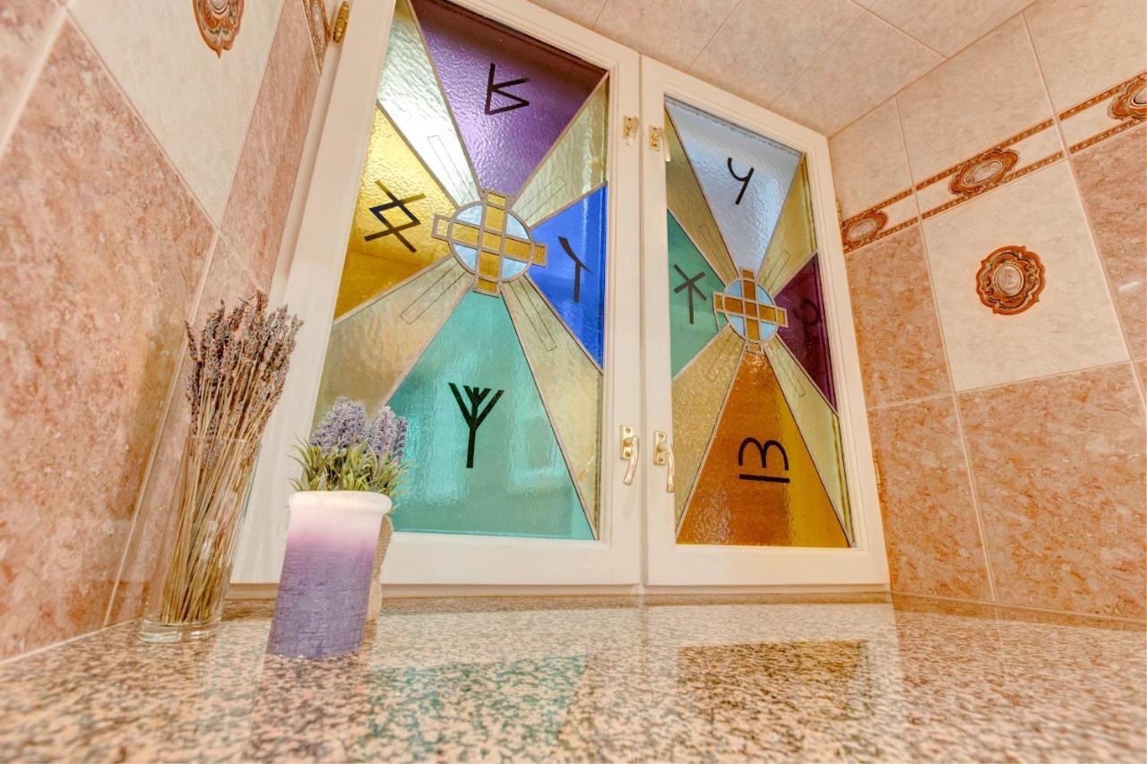 Korter Luxury Suites With Sauna By Rikas Hotels